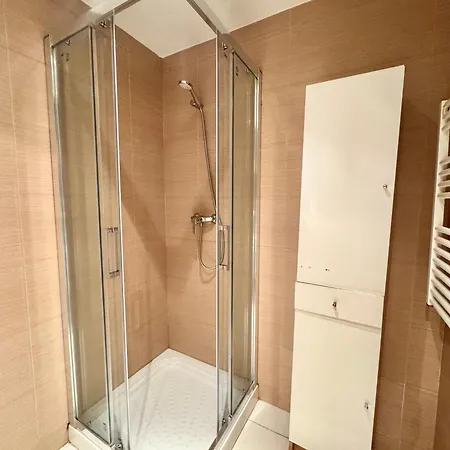Toplar G Apartamento
